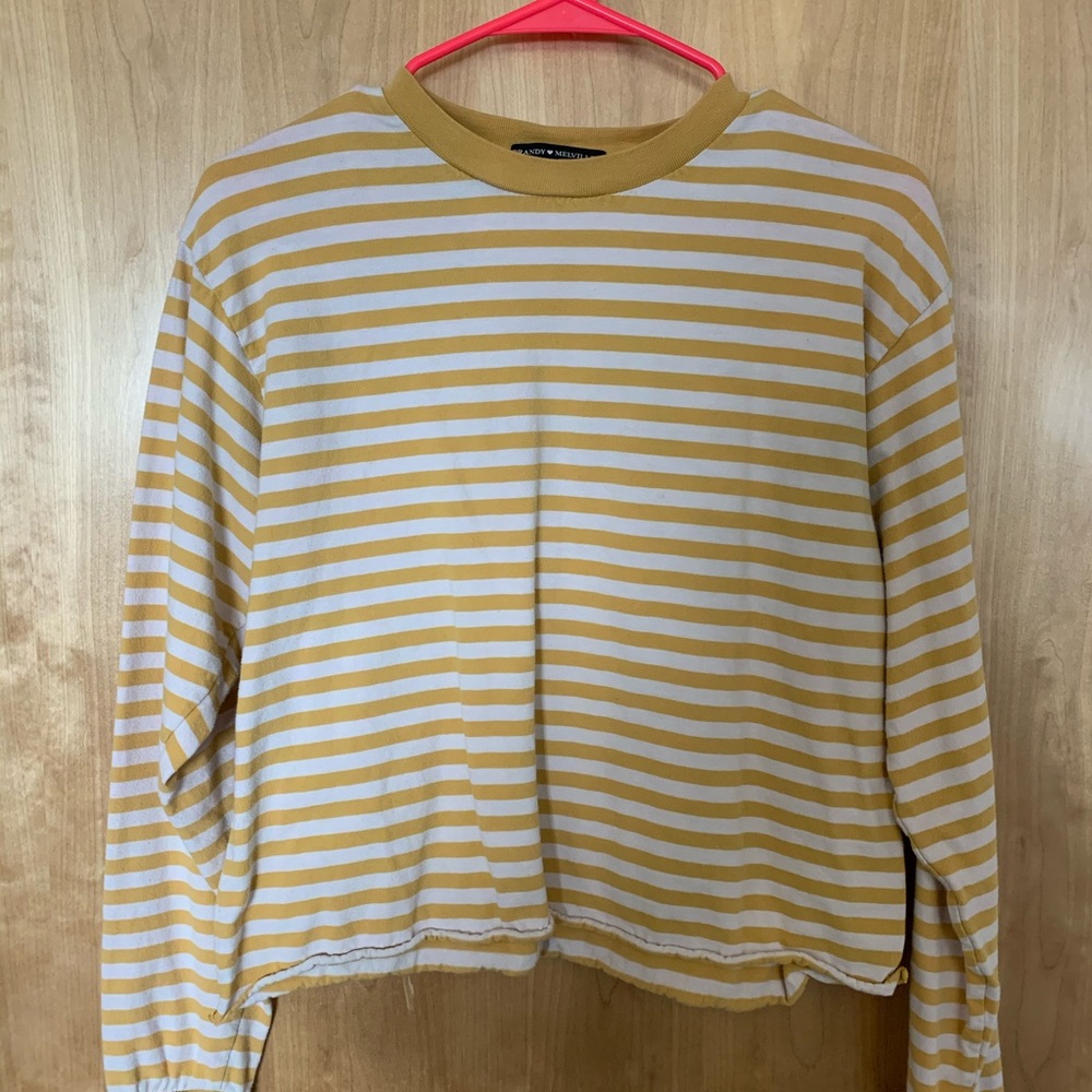 BRANDY MELVILLE TOP